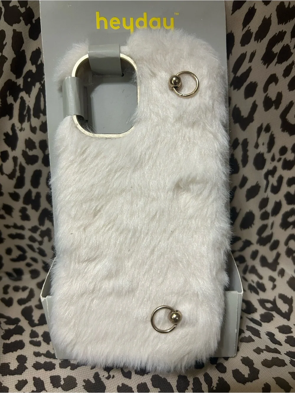 heyday iPhone 17 “Cream Fur” Phone Case